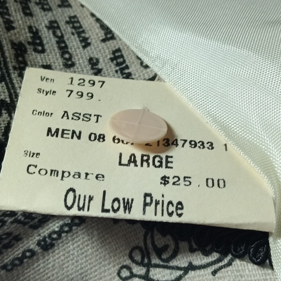 Green Sleeveless Vest - Picture 2 of 4